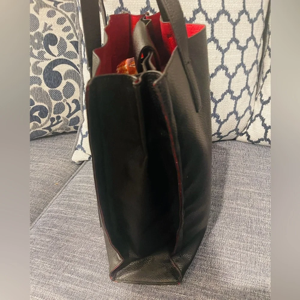 Steve Madden black tote bag leather 15’x13’x5
